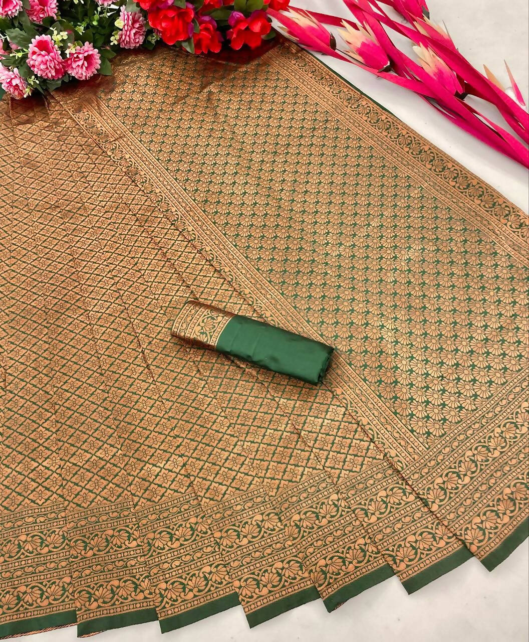 DEIANA'S Beautiful Designer Golden zari Soft Lichi Silk Saree - Green