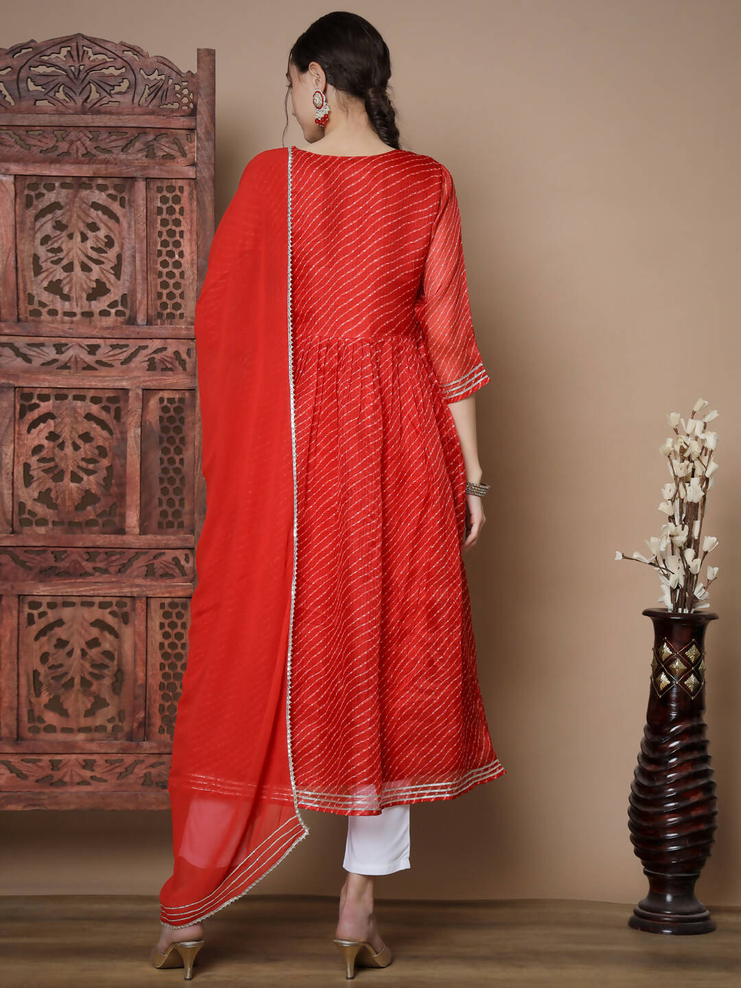 Myshka Women's Red Anarkali Kurta & With Dupatta