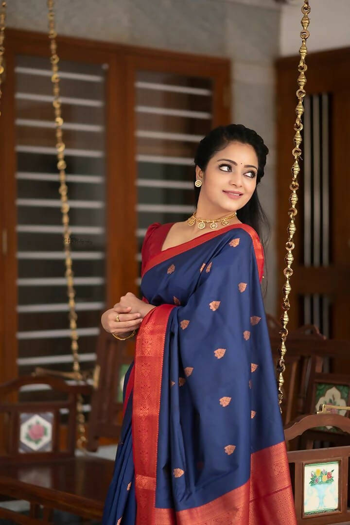 DEIANA'S Beautiful Designer Golden zari Soft Lichi Silk Saree - Blue