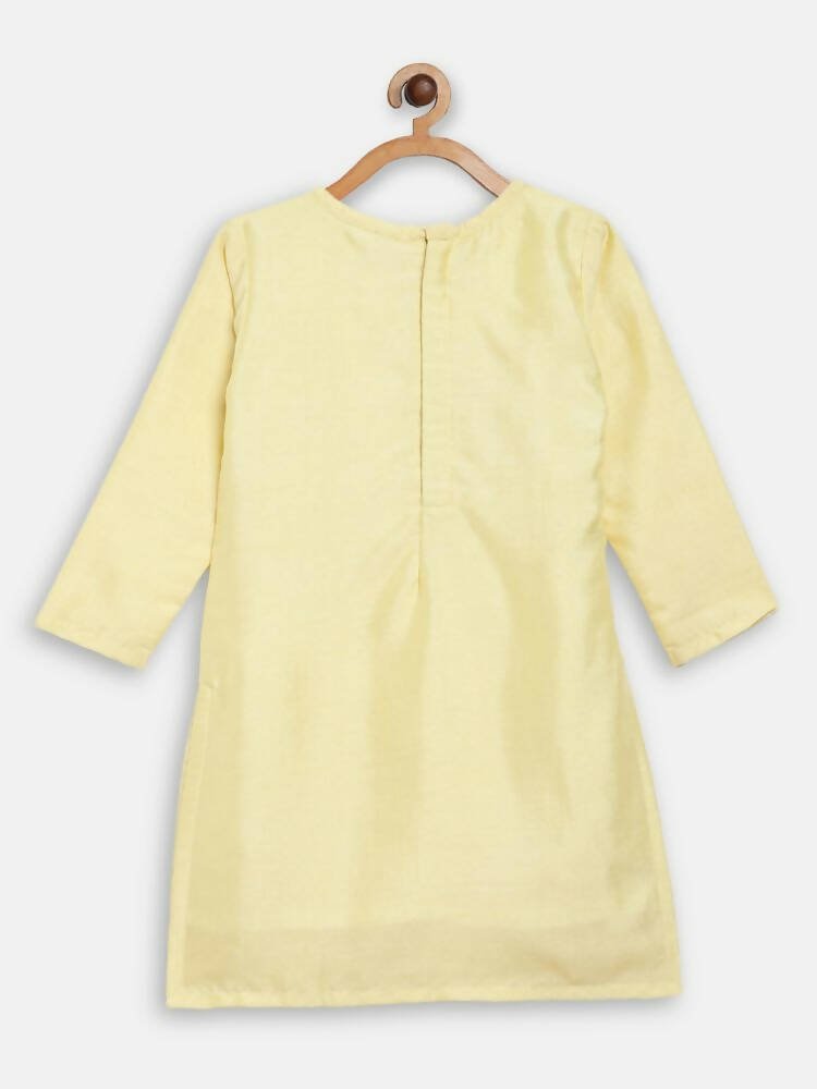 Ahalyaa Yellow Poly Silk Kids Kurta Pant With Dupatta For Girls