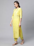 Ahalyaa Women Yellow Pure Cotton Printed Floral Kurta With Trousers - Distacart