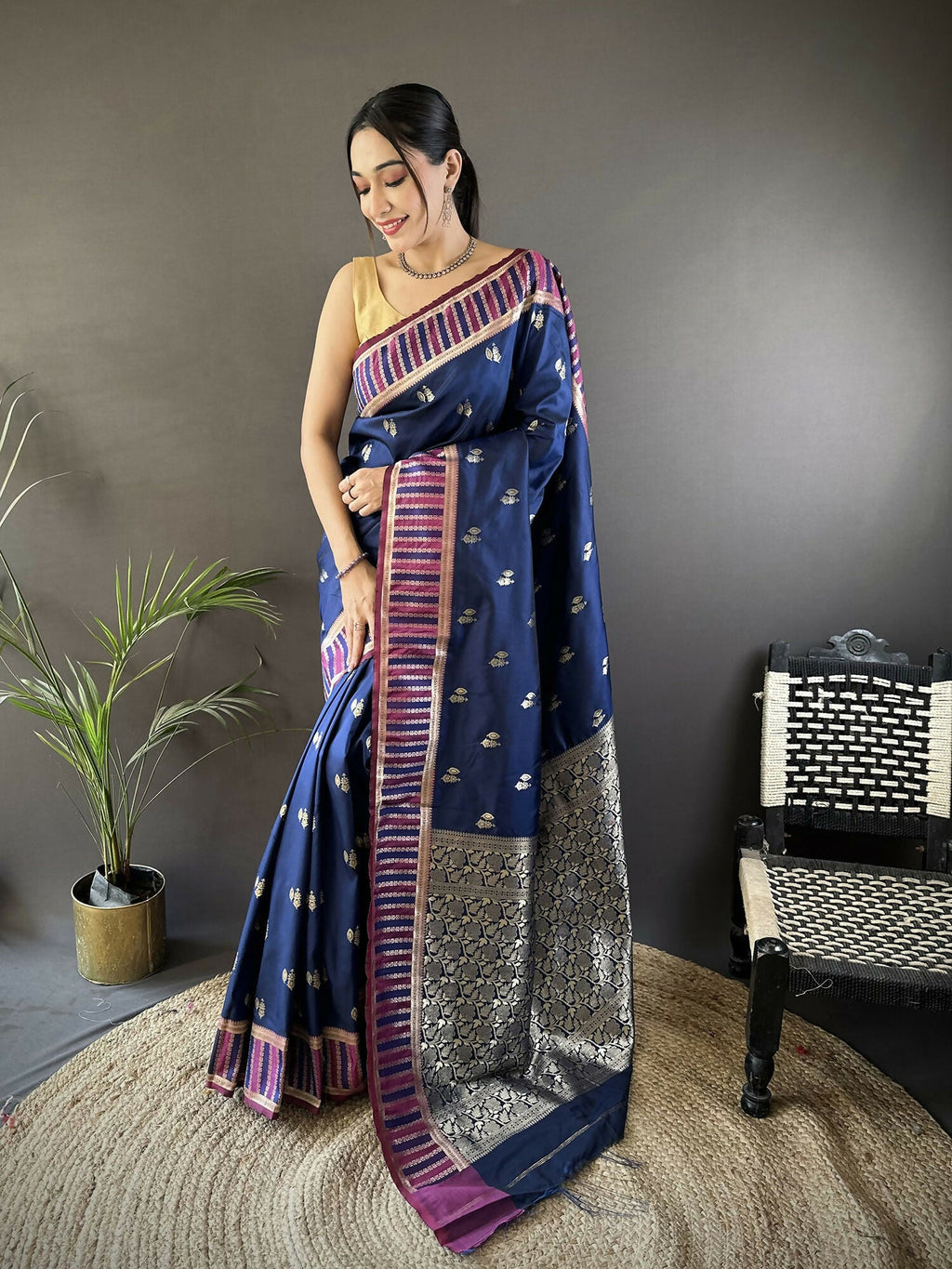 Joban Fashion Royal Blue Woven Zari Motifs Lichi Silk Banarasi Silk Saree - Distacart