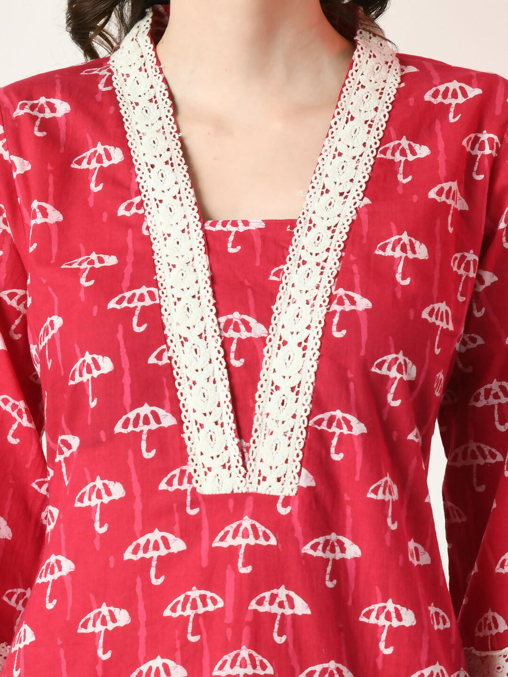 Myshka Women's Pink Printed Kurta With Trousers