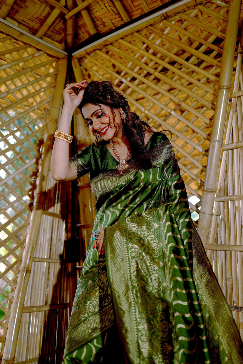 Partywear Designer Mendi Banarasi Silk Fancy Saree - Starwalk