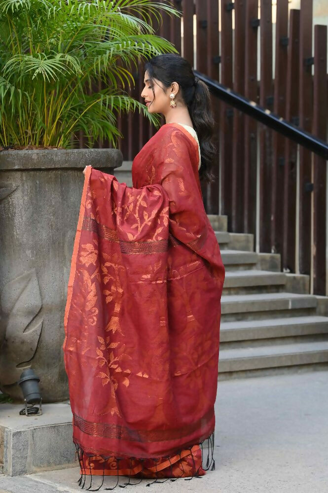 Beatitude Red Cotton Floral Jamdani Saree