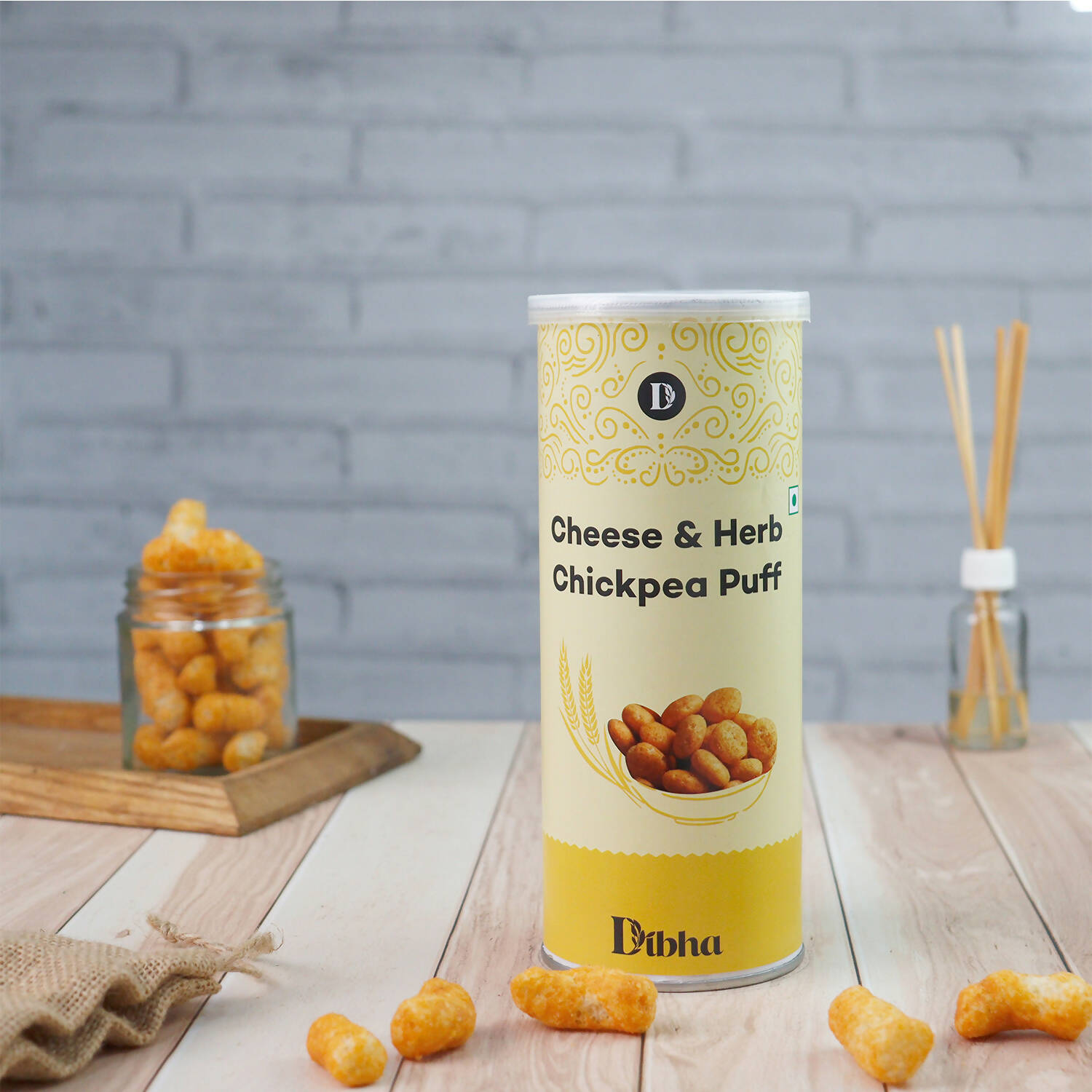 Dibha - Honest Snacking Cheese & Herb Chickpea Puff