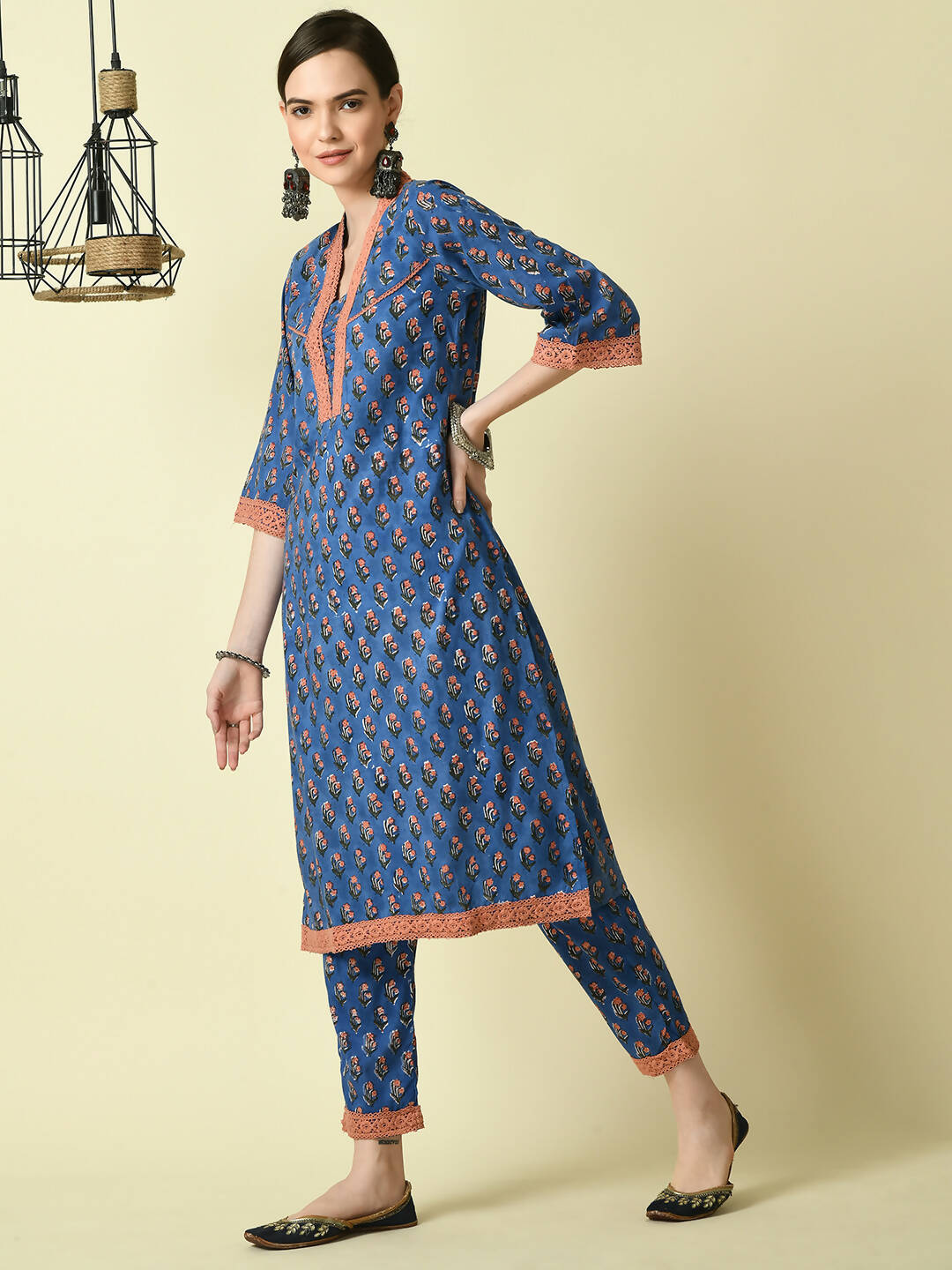 Myshka Women's Blue Straight Printed Kurta