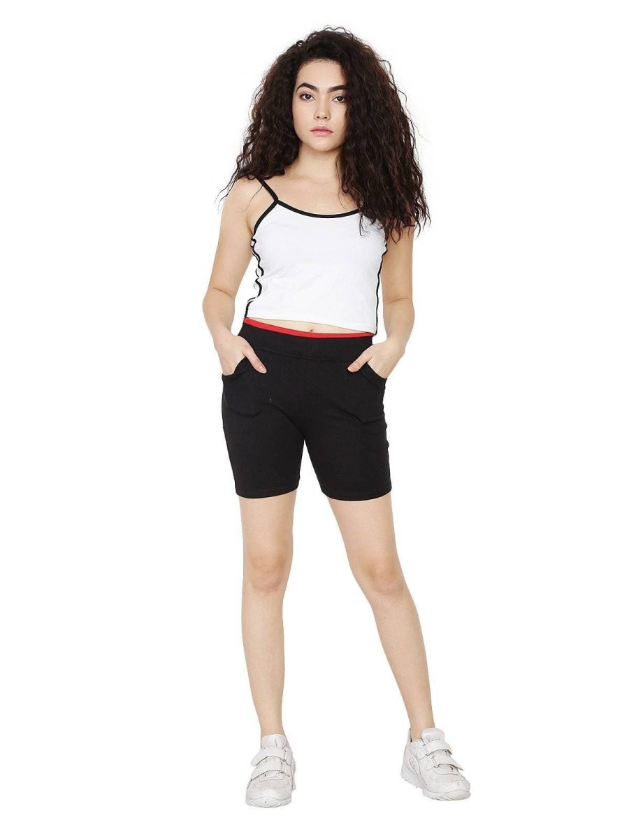 Asmaani Black Color Short Pant with Two Side Pockets
