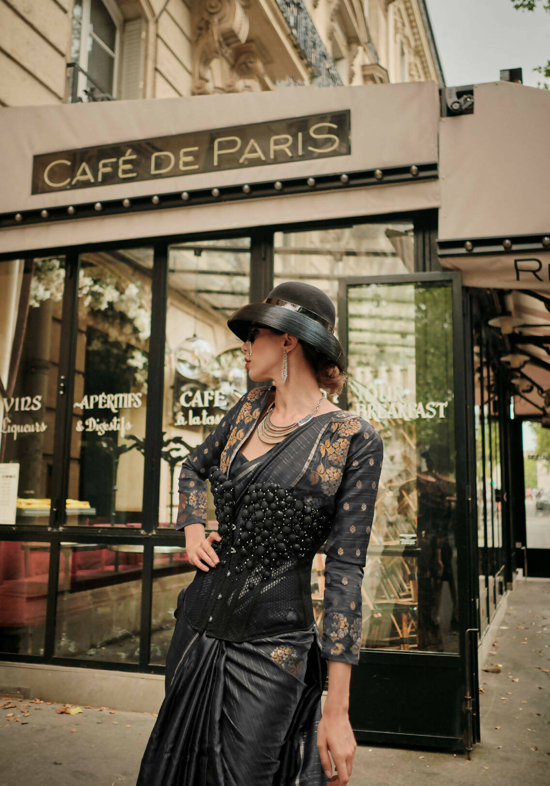 Tundora Black Weavead Thread & Zari Work, Handloom Weaving Banarasi Satin Silk Saree - Rajtex Kronicle Silk
