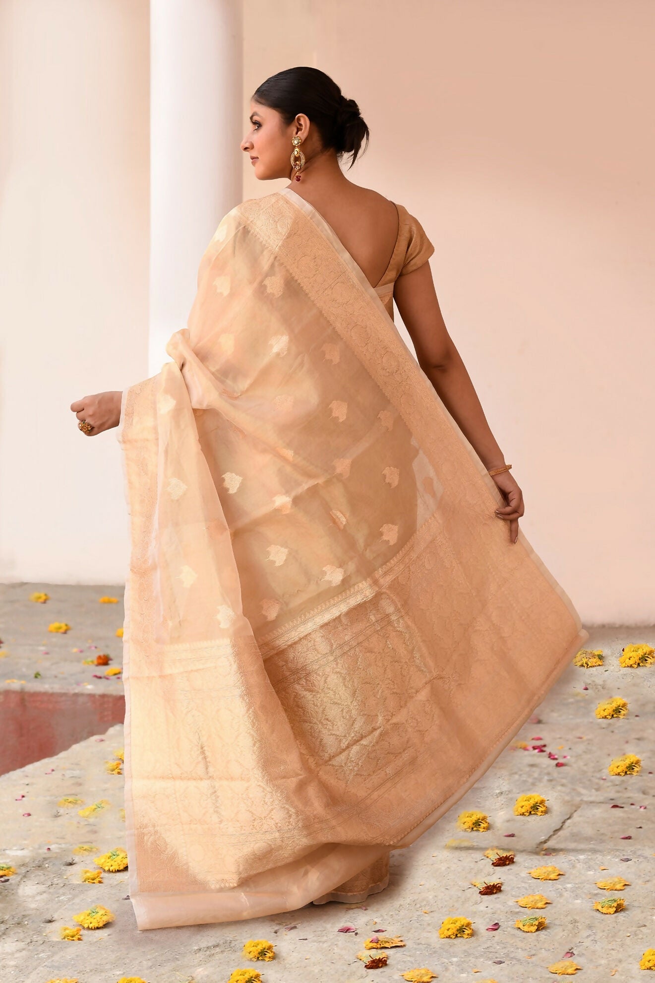 Joban Fashion Gold Banarasi Kora Tissue Pure Handloom Banarasi Silk Saree