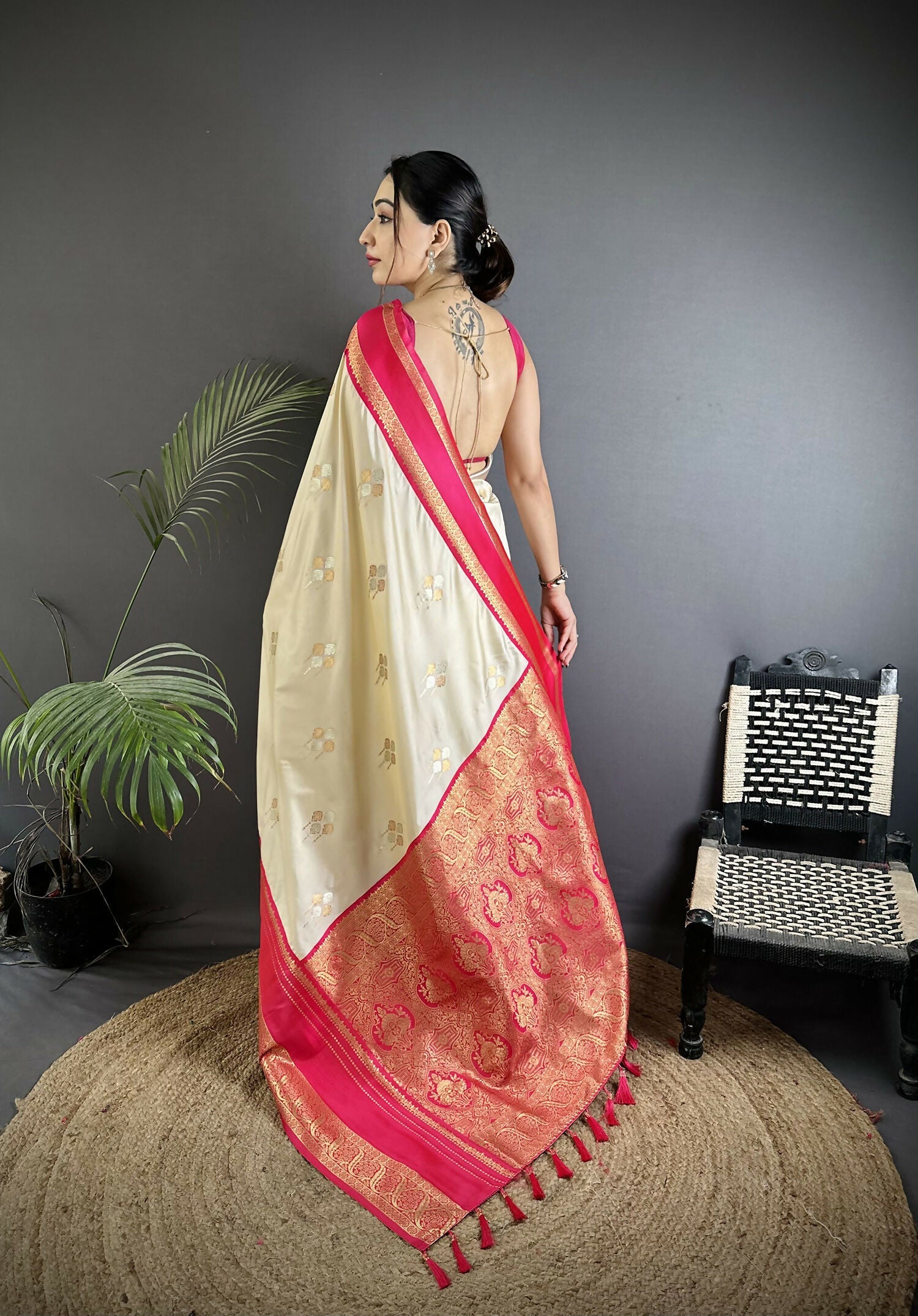 Joban Fashion Cream Banarasi Soft Silk Woven Saree - Distacart