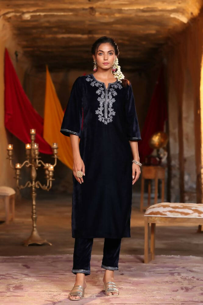Juniper Women Navy Velvet Embroidered Straight Kurta Sets - Distacart