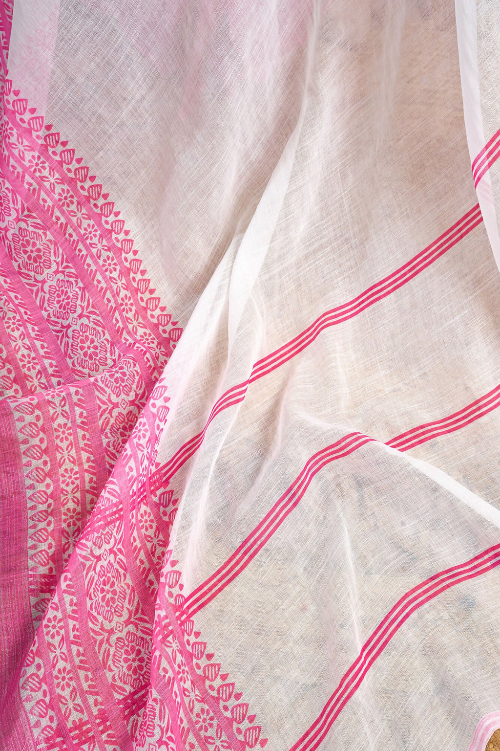 Vastranavya White Digital Printed Linen Ready To Wear Designer Saree with Unstitched Blouse - Distacart