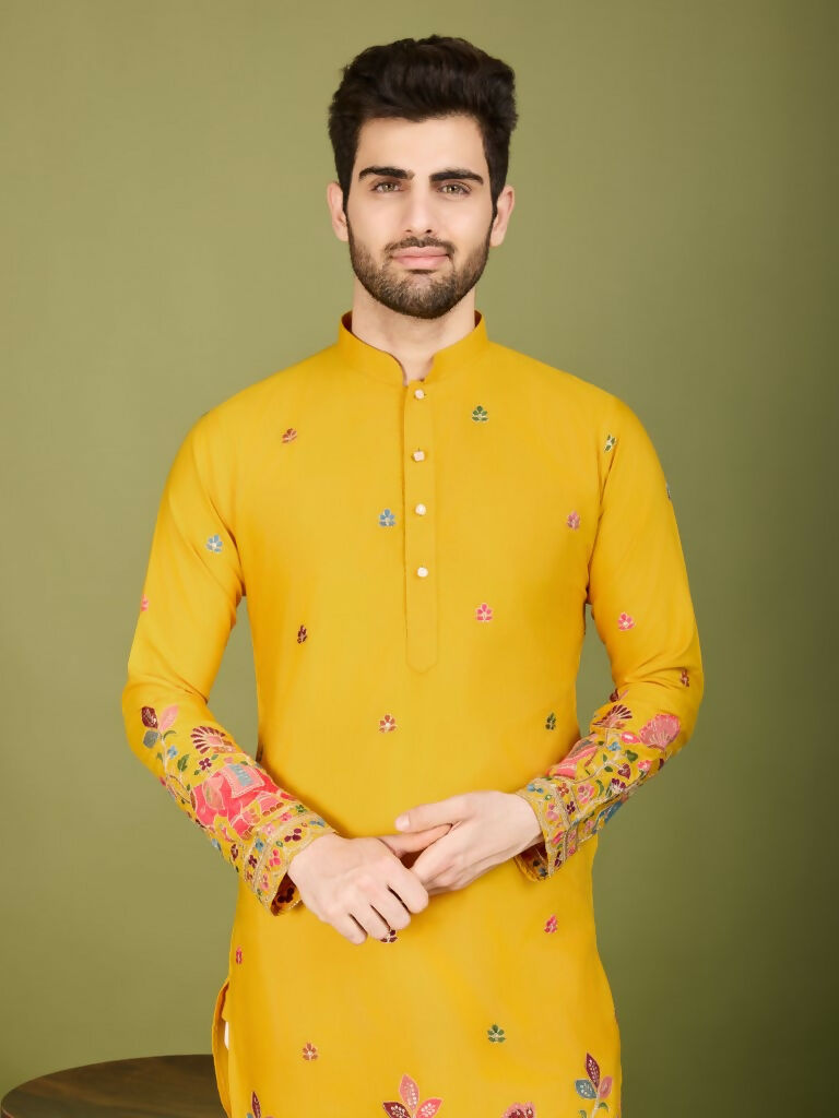 Vastranavya Yellow Exclusive Festival Wear Cotton Sequence Embroidered & Thread Work Kurta
