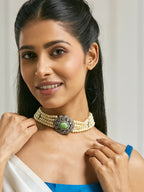 Nuyug Pearl Beaded Jade Stone Choker Necklace