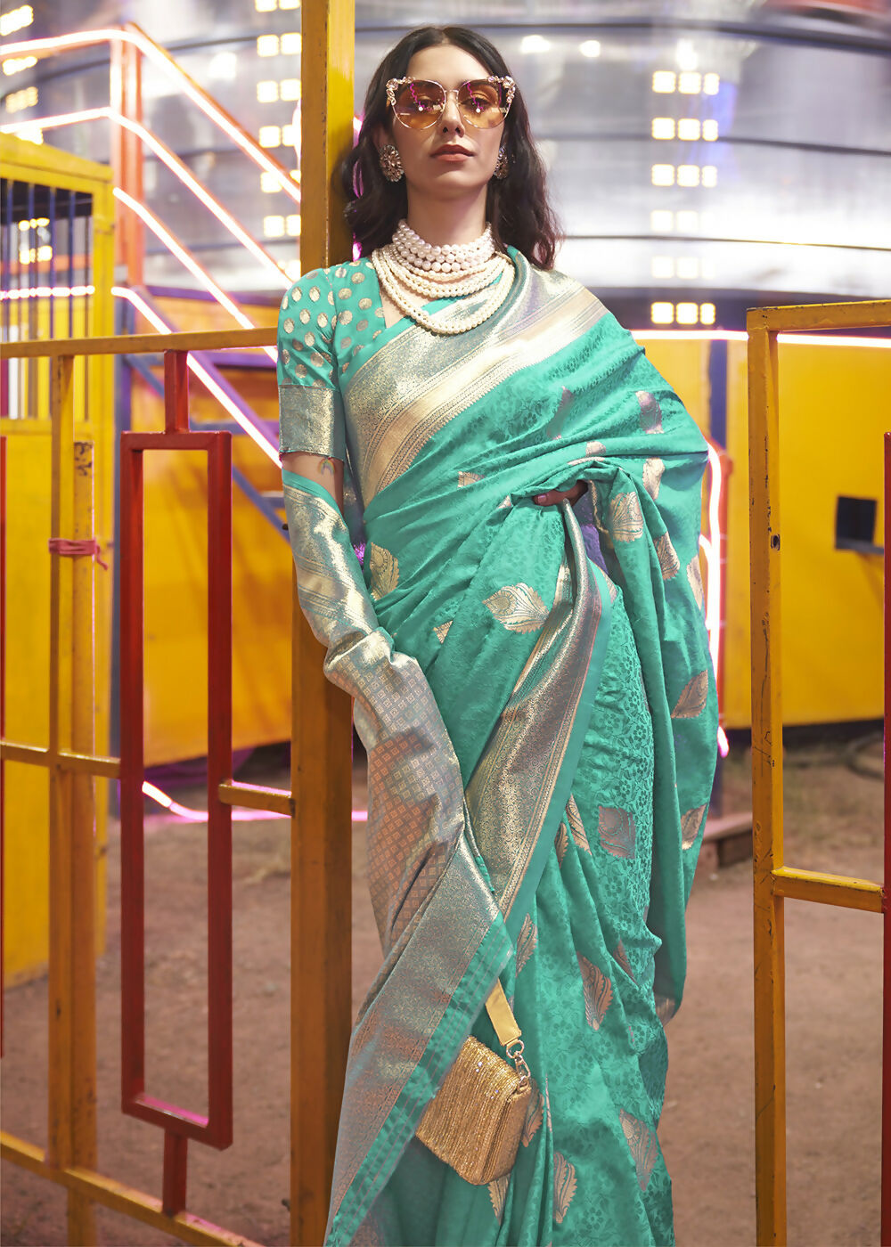 Beautiful Aqua Blue Handloom Weaving Silk Saree - Emponline