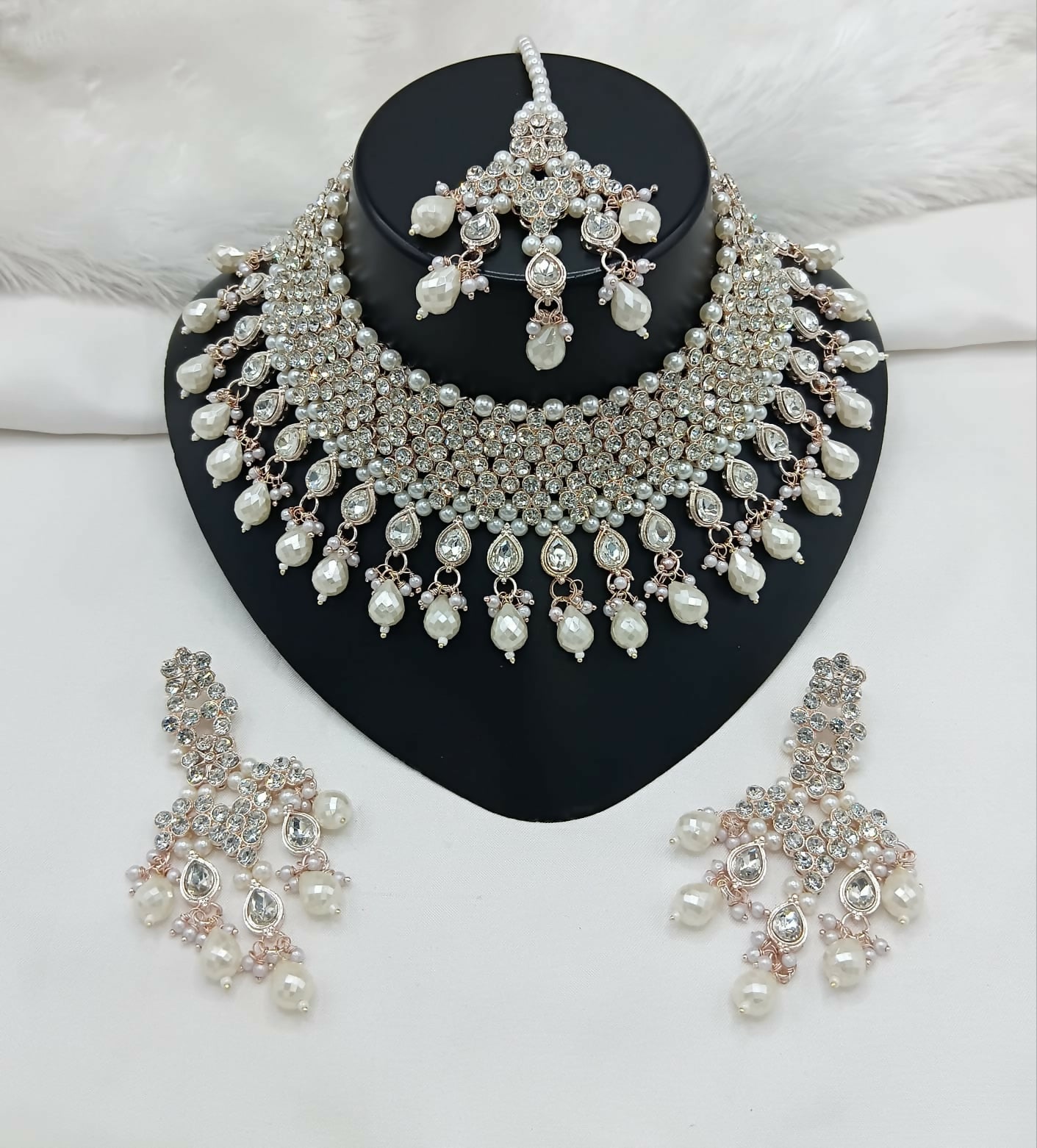 Joban Fashion Women Cream Stone Work Necklace Set - Distacart