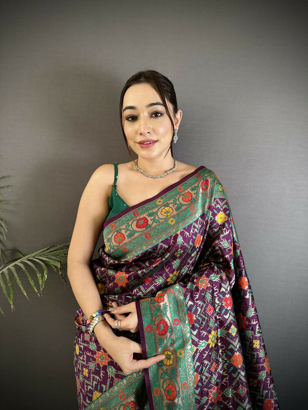 Joban Fashion Wine Banarasi Soft Silk Woven Saree - Distacart