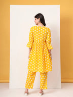 Yufta Yellow Cotton Maternity Gathered Or Pleated Kurta Pants Set