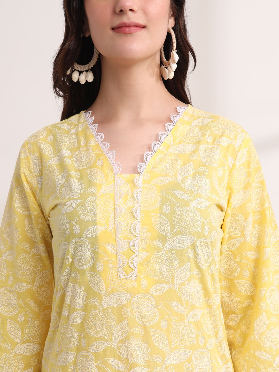 Yufta Yellow Floral Lace Work Straight Kurta Pant Dupatta Set - Distacart