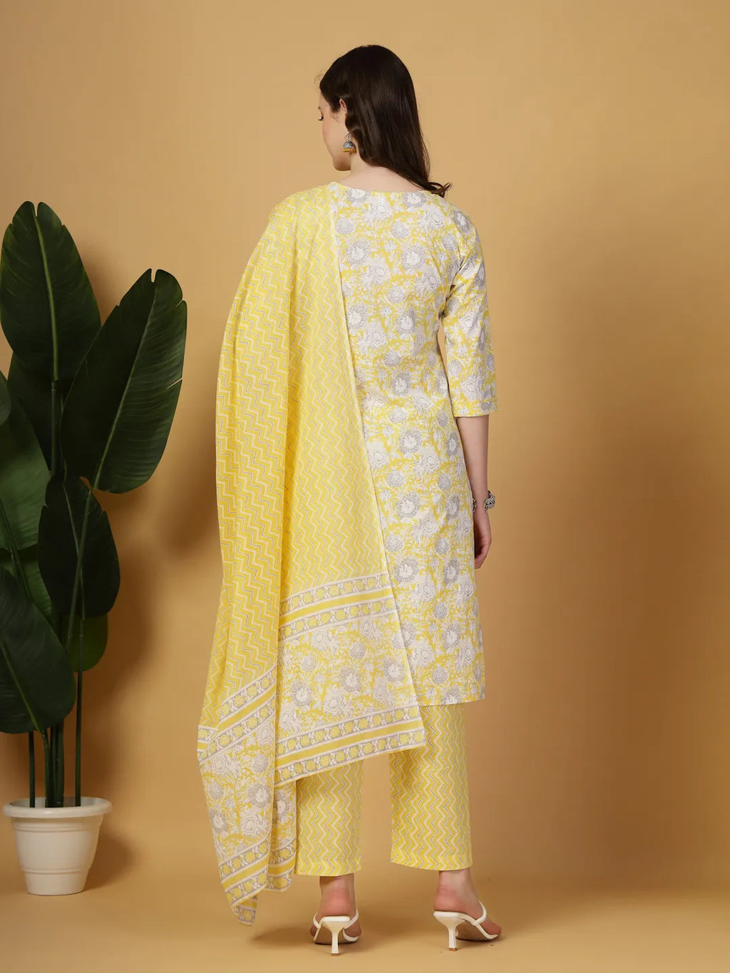 Yufta Yellow Floral Print Straight Kurta Trouser Dupatta Set - Distacart