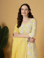 Yufta Yellow Floral Print Straight Kurta Trouser Dupatta Set - Distacart