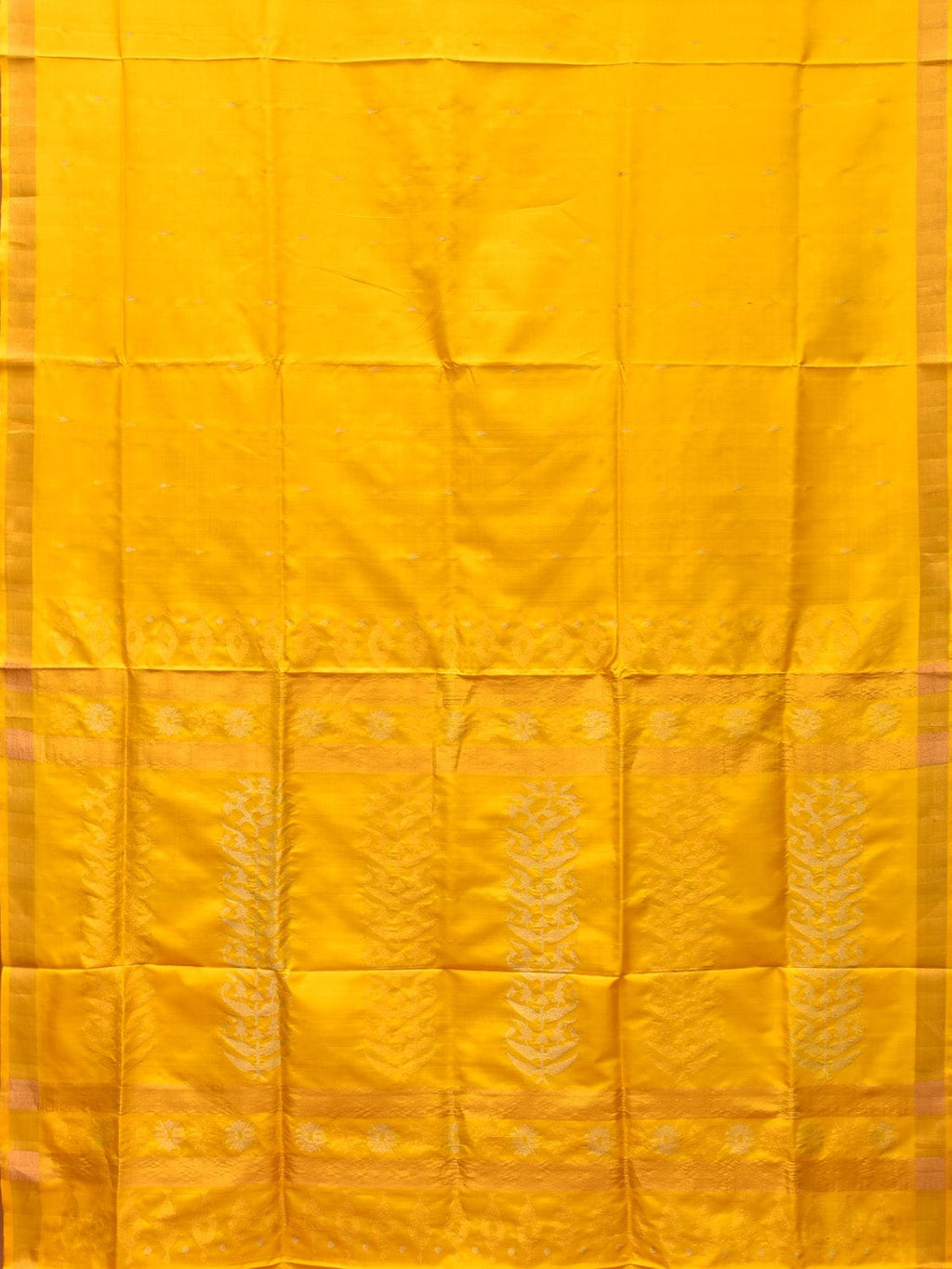 Yellow Uppada Silk Handloom Saree with Karpur Pallu Design - Global Threads