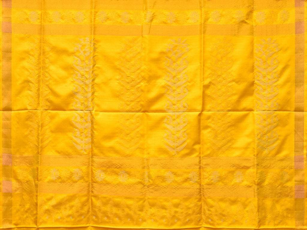 Yellow Uppada Silk Handloom Saree with Karpur Pallu Design - Global Threads