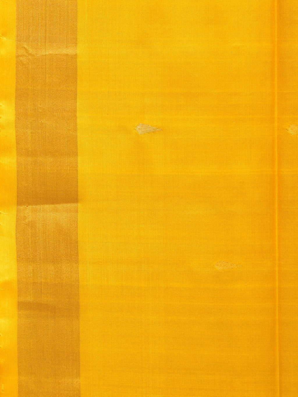 Yellow Uppada Silk Handloom Saree with Karpur Pallu Design - Global Threads