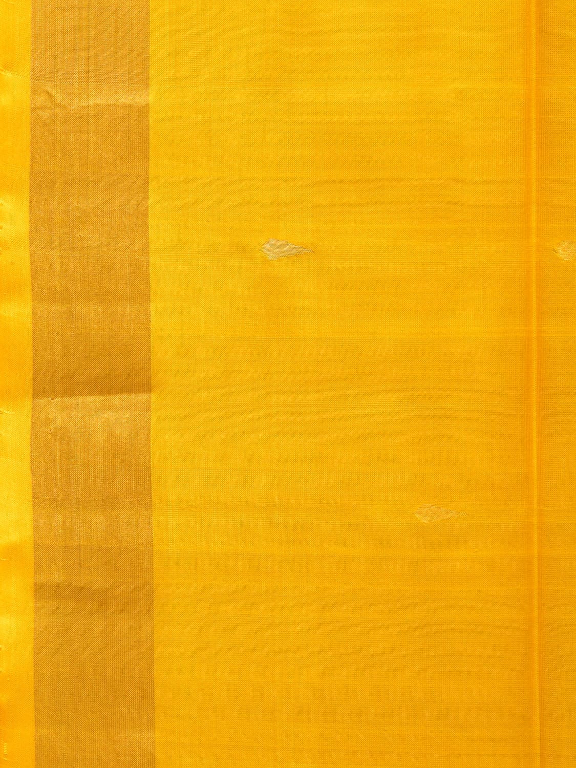 Yellow Uppada Silk Handloom Saree with Karpur Pallu Design - Global Threads