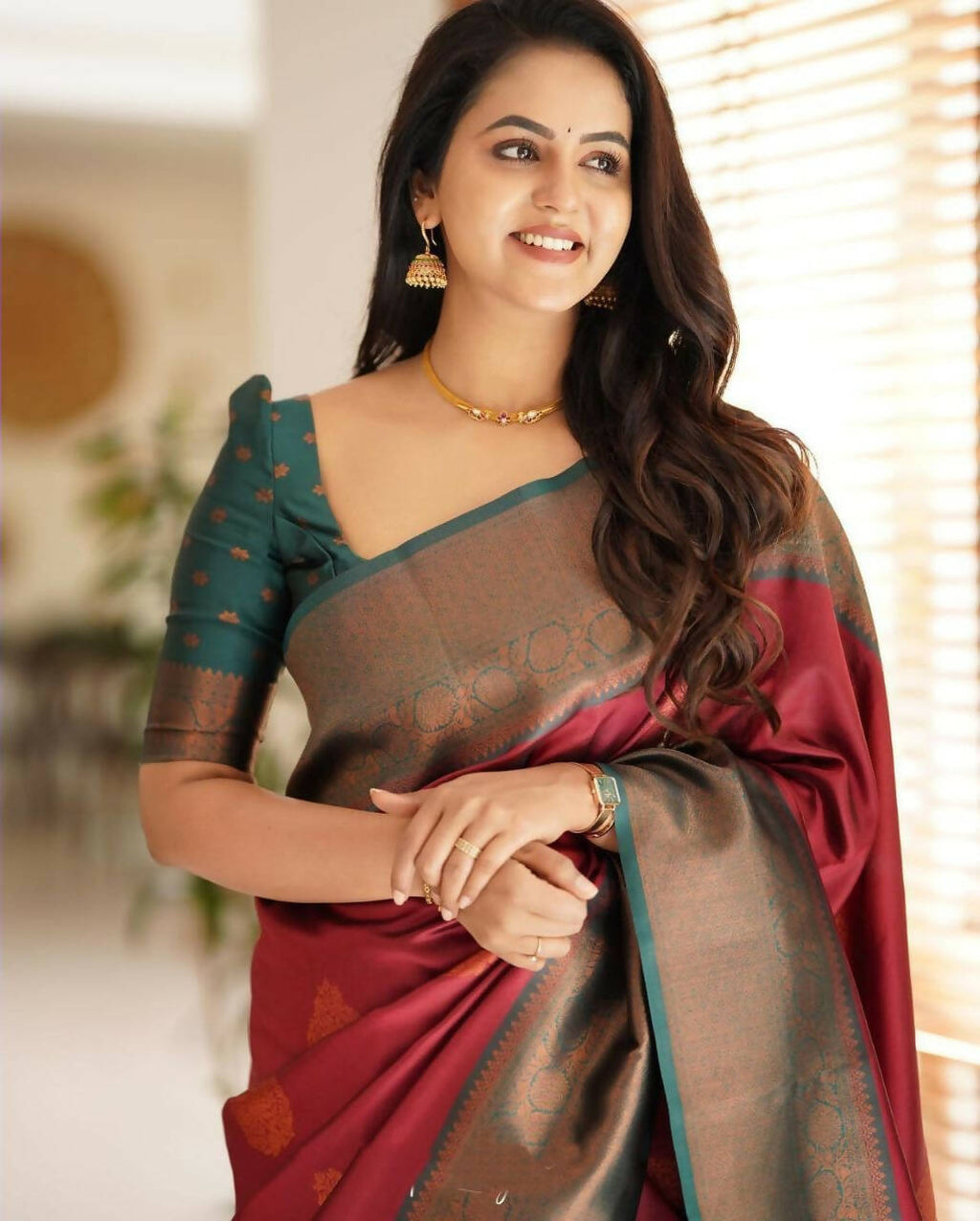 DEIANA'S Beautiful Designer Golden zari Soft Lichi Silk Saree - Maroon