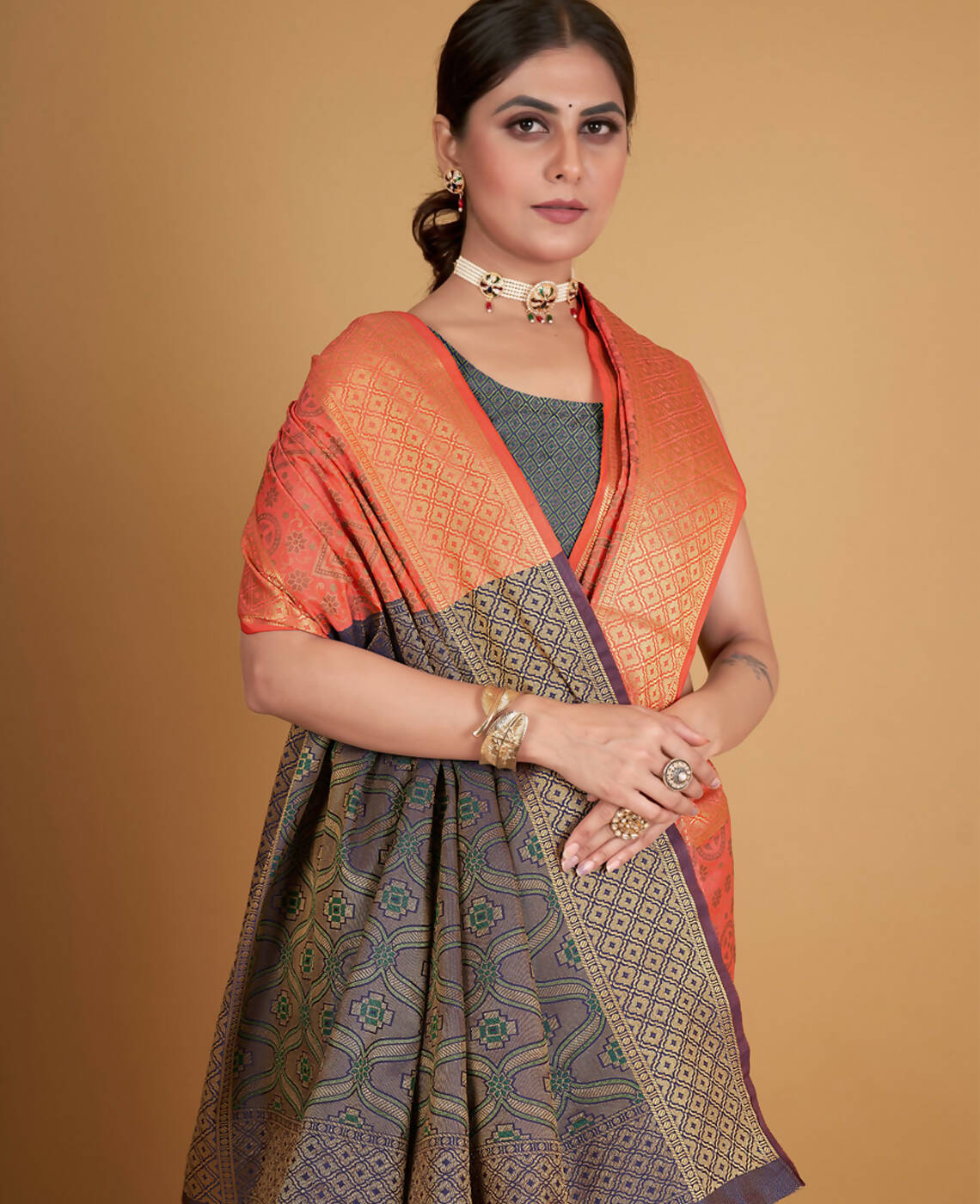 Peach Silk Woven Design Saree With Unstitched Blouse Piece - Akshita