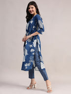 Aavyora Women's Blue Floral Printed Cotton Kurta with Trouser