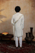 Falling Raw Silk Off White Geometric Symphony Kurta Set By Hilo Design