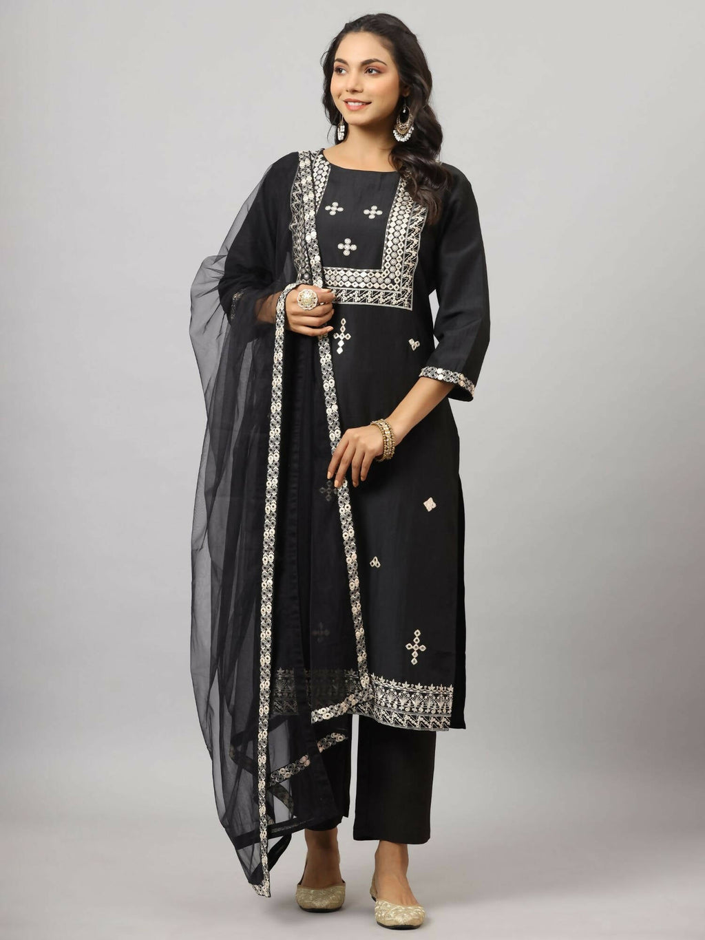 Juniper Women's Black Chinnon Solid Embroidered Kurta Set - Distacart