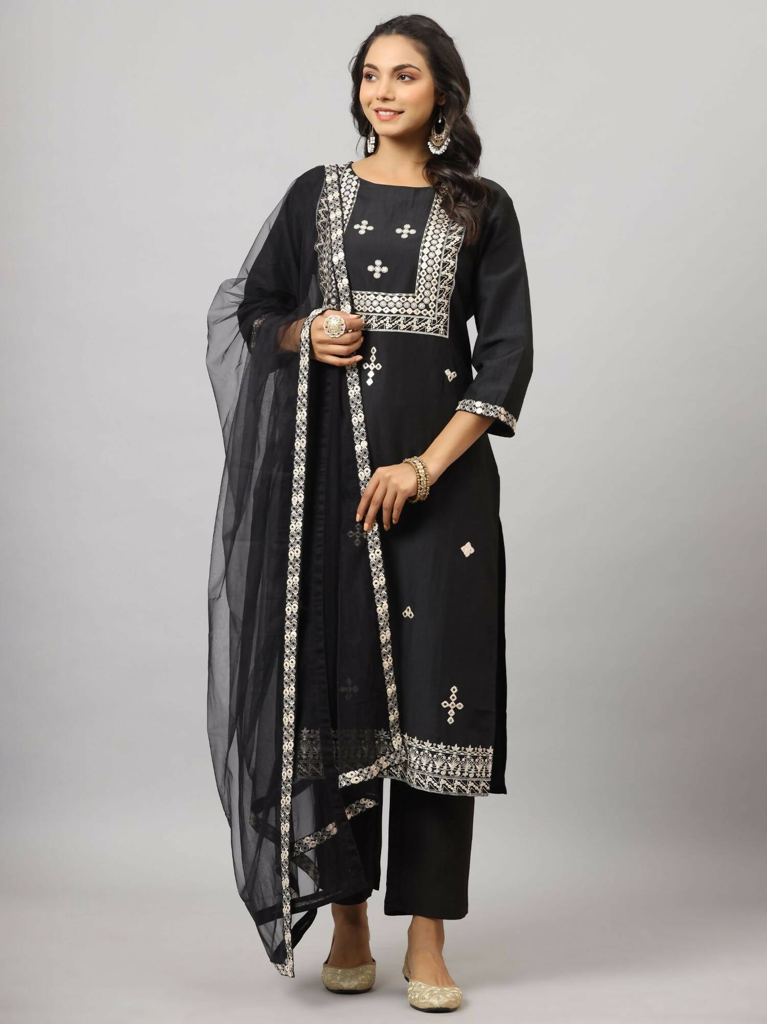 Juniper Women's Black Chinnon Solid Embroidered Kurta Set - Distacart