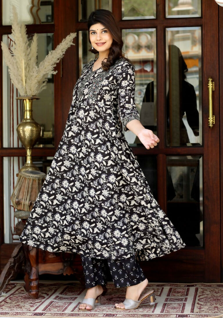 Miravan Women's Black Cotton Anarkali Kurta Embroidered Neck With Palazzo