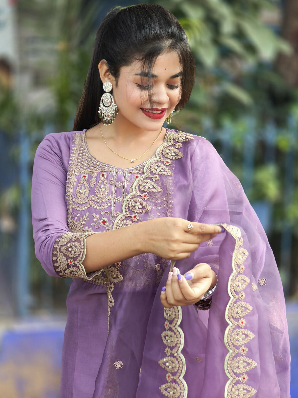 Vellora Light Lavender Silk Blend Embroidered Salwar Suit Set