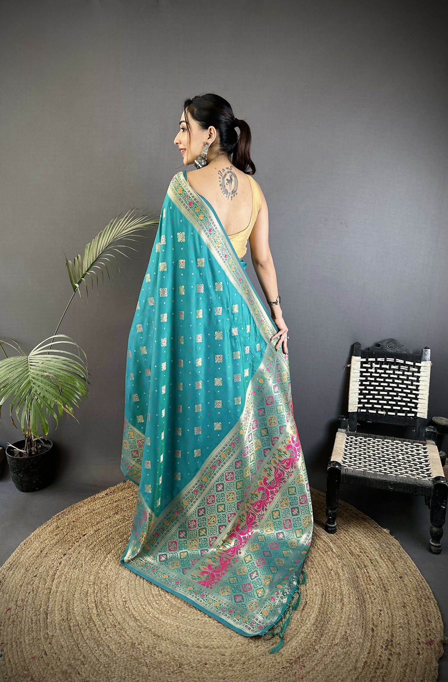 Joban Fashion Turquoise Blue Geometric Pattern Soft Silk Patola Saree - Distacart