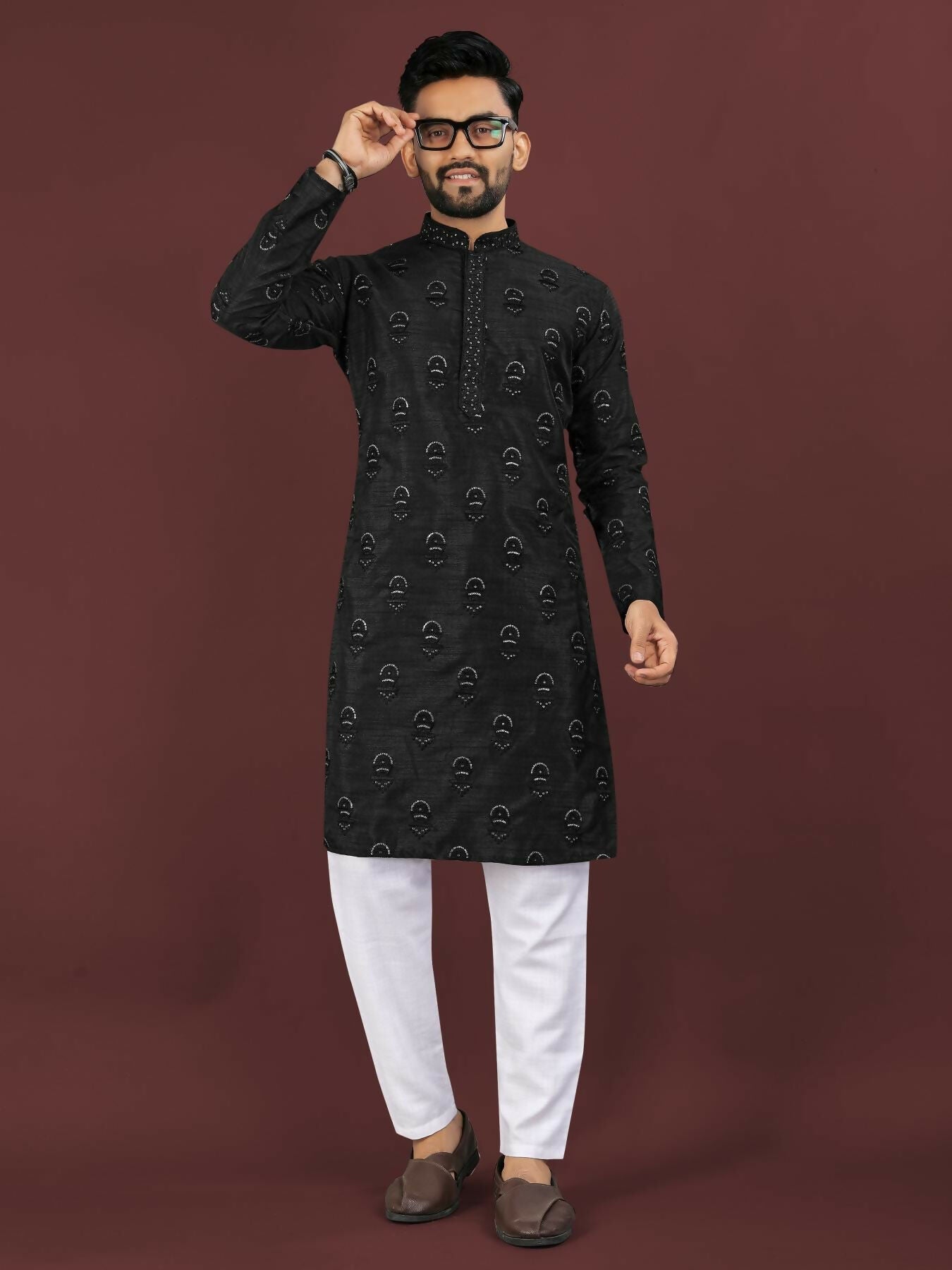 Anaita Black Embroidered Silk Straight Kurta