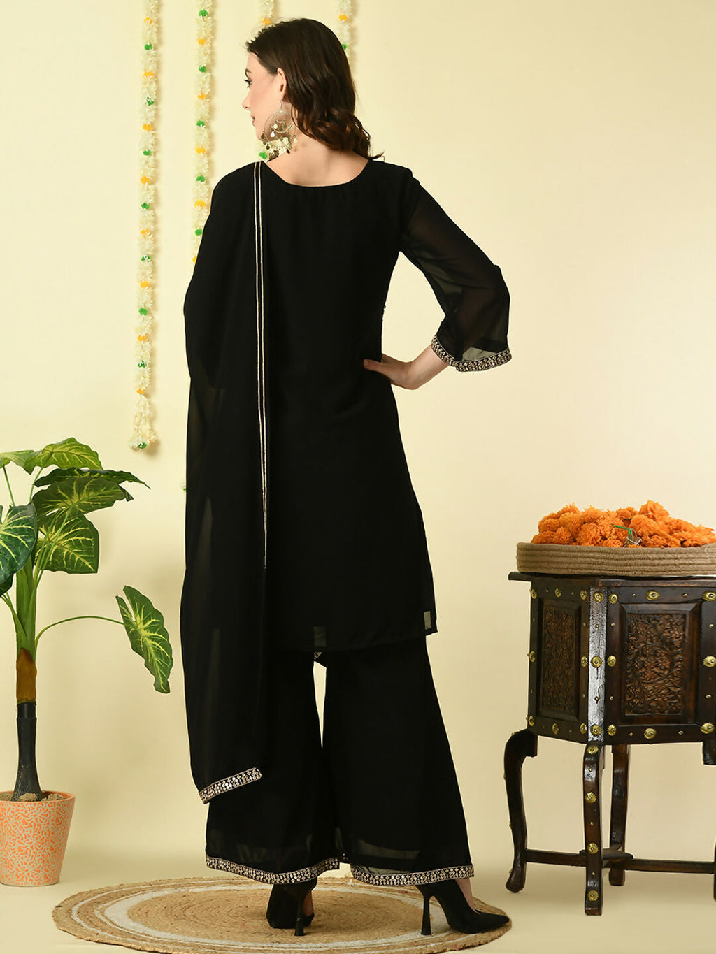 Myshka Women's Black Georgette Kurta & Palazzos With Dupatta Party Sets