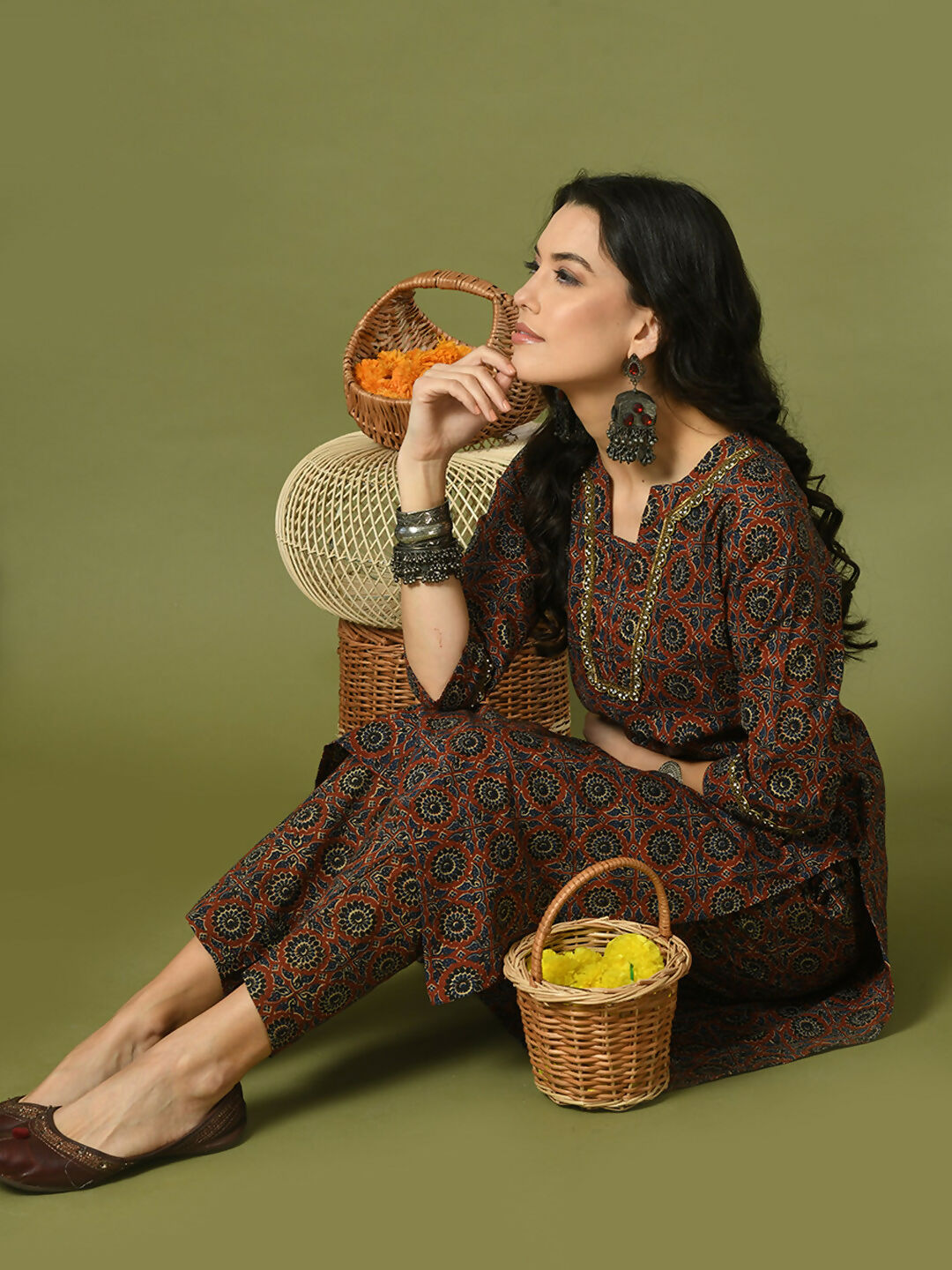 Myshka Women's Multi Printed Cotton Straight Party Kurta Set