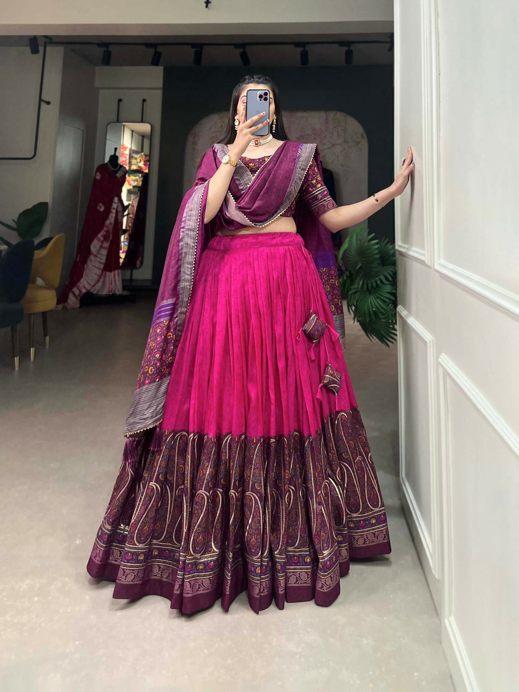 Vastranavya Kashmiri Print With Foil Print Lehenga with Unstitched Printed Blouse - Pink