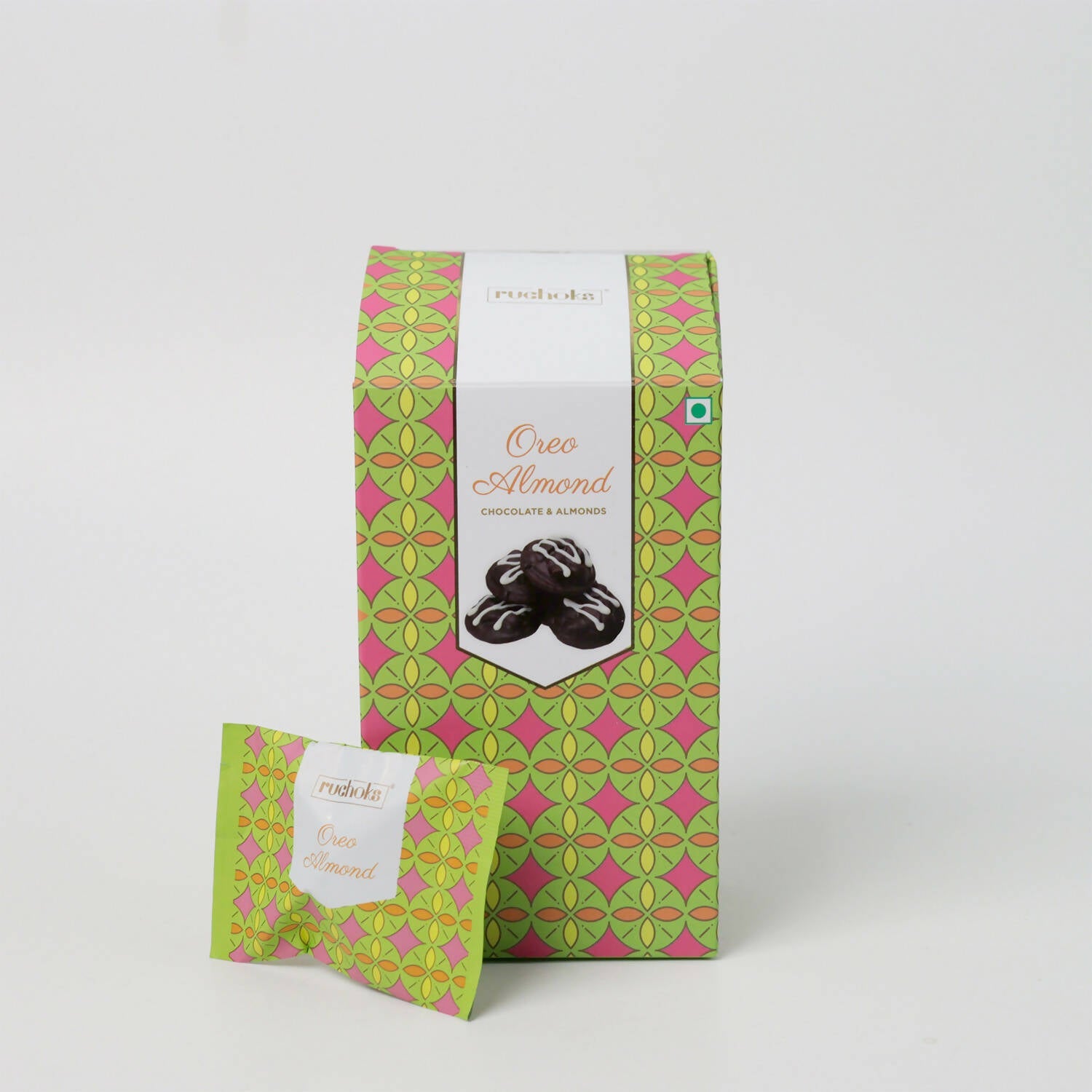 Dibha Ruchoks - Oreo Almond