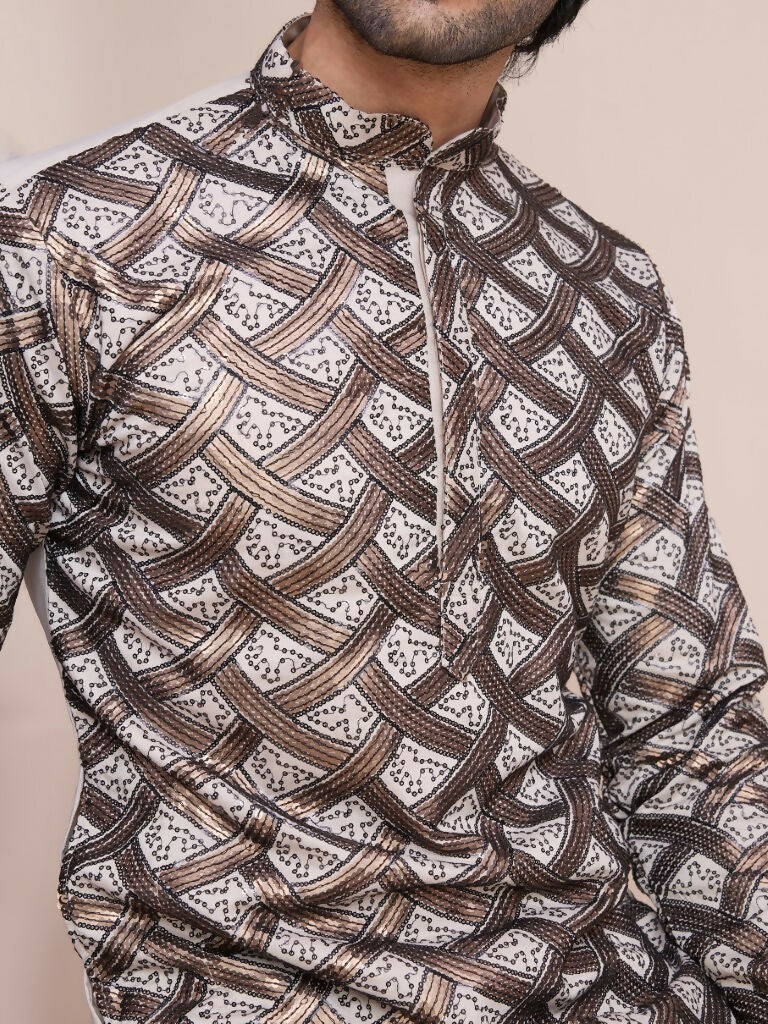 Vastranavya Traditional Festival Wear Pure Silk Thread & Sequence Embroidered Work Kurta