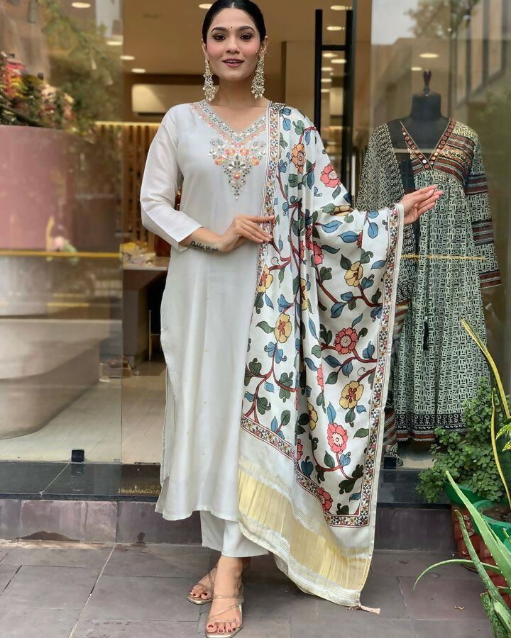 The52 Off White Women's Gorgeous Embroidered Viscose Chanderi Fabric Straight Kurta Pant with Dupatta Set - Distacart