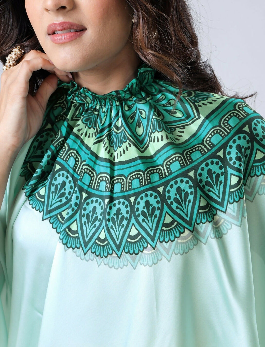 Vastranavya Electric Blue Mandalaa Print Freehand Ready to Wear Saree