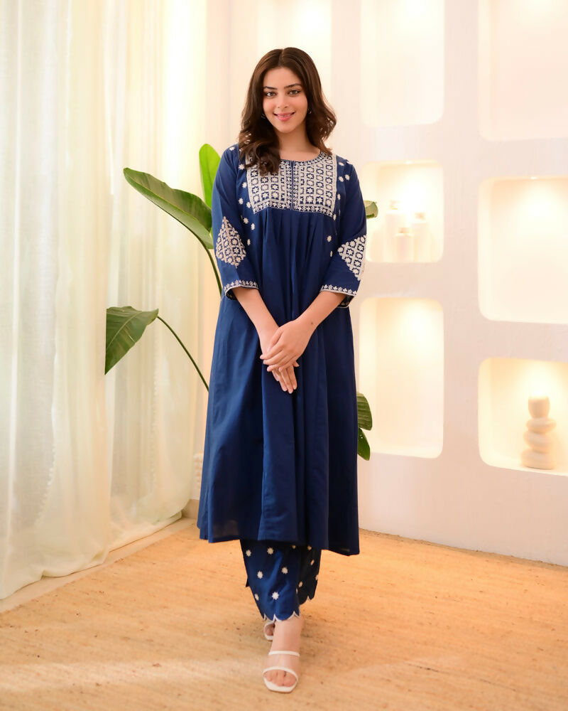 The52 Women's Beautiful Viscose Rayon Fabric Thread Work Flared Kurta Pant Set - Distacart